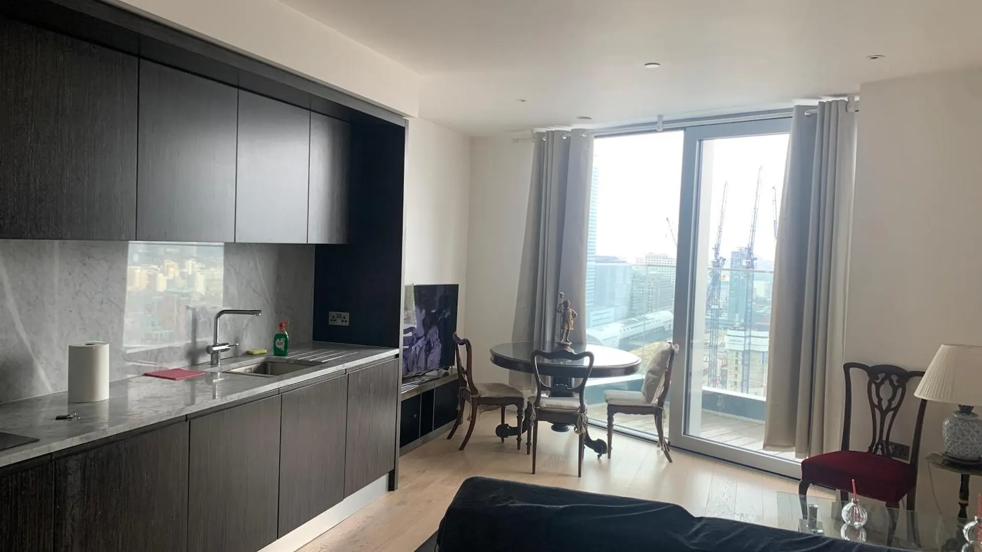 Luxury Apartment London
